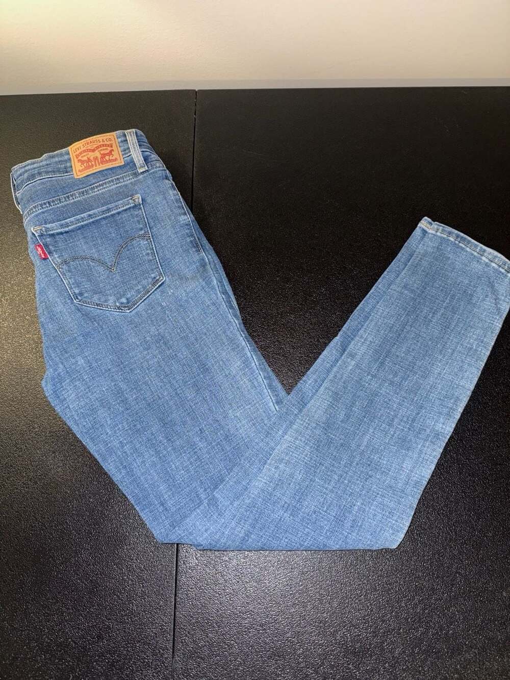 Levi's 711 Skinny Jeans Size 28